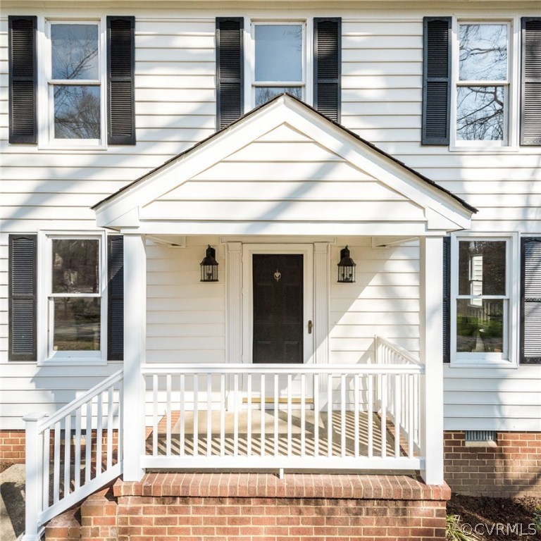 13130 Queensgate Road Midlothian, VA 23114 - Photo 41 of 42 a front view of a house