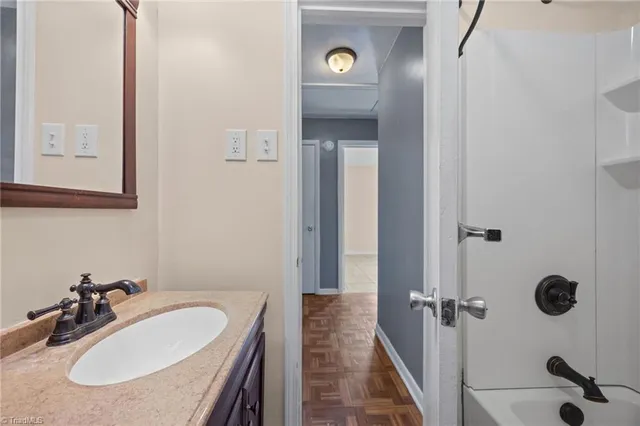 $175,000 | 613 Woodridge Lane, High Point, NC 27262