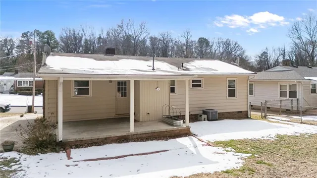 $175,000 | 613 Woodridge Lane, High Point, NC 27262