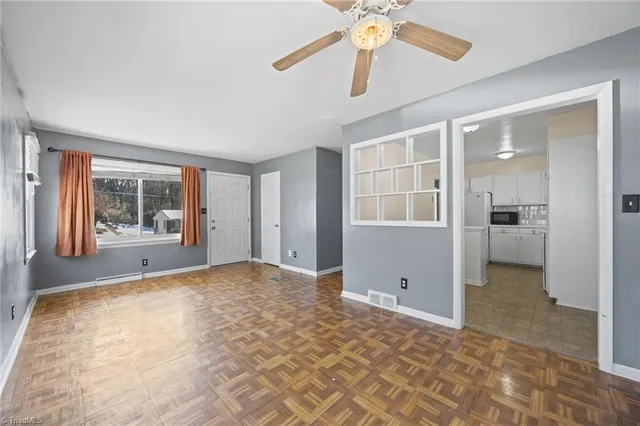 $175,000 | 613 Woodridge Lane, High Point, NC 27262