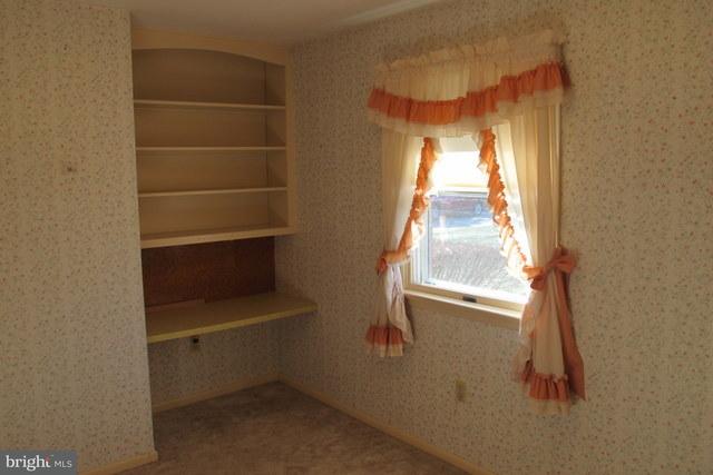215 West Newport Road Lititz, PA 17543 - Photo 10 of 14