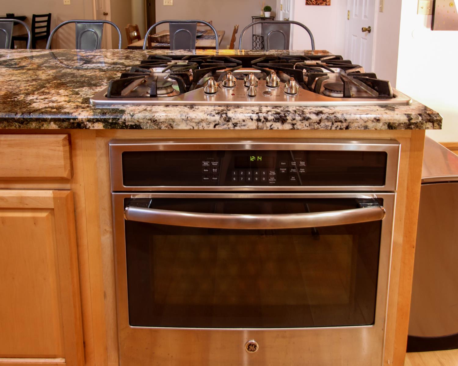2936 E Highway Murphys, CA 95247 - Photo 26 of 41 a close view of a stove top oven
