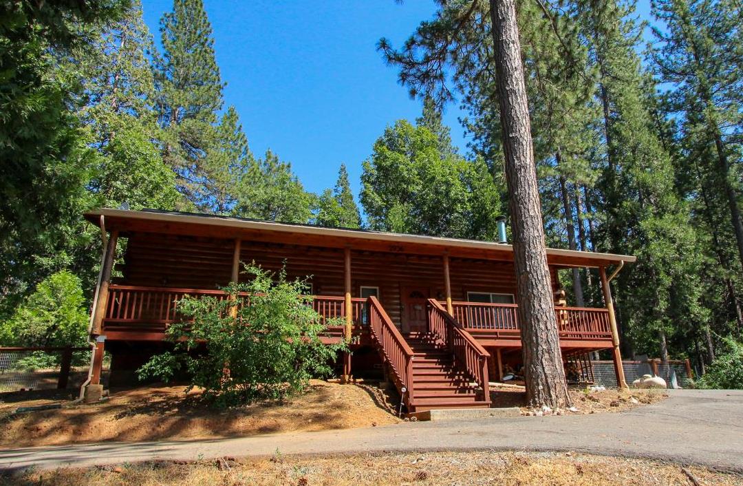 2936 E Highway Murphys, CA 95247 - Photo 6 of 41 a view of a wooden deck