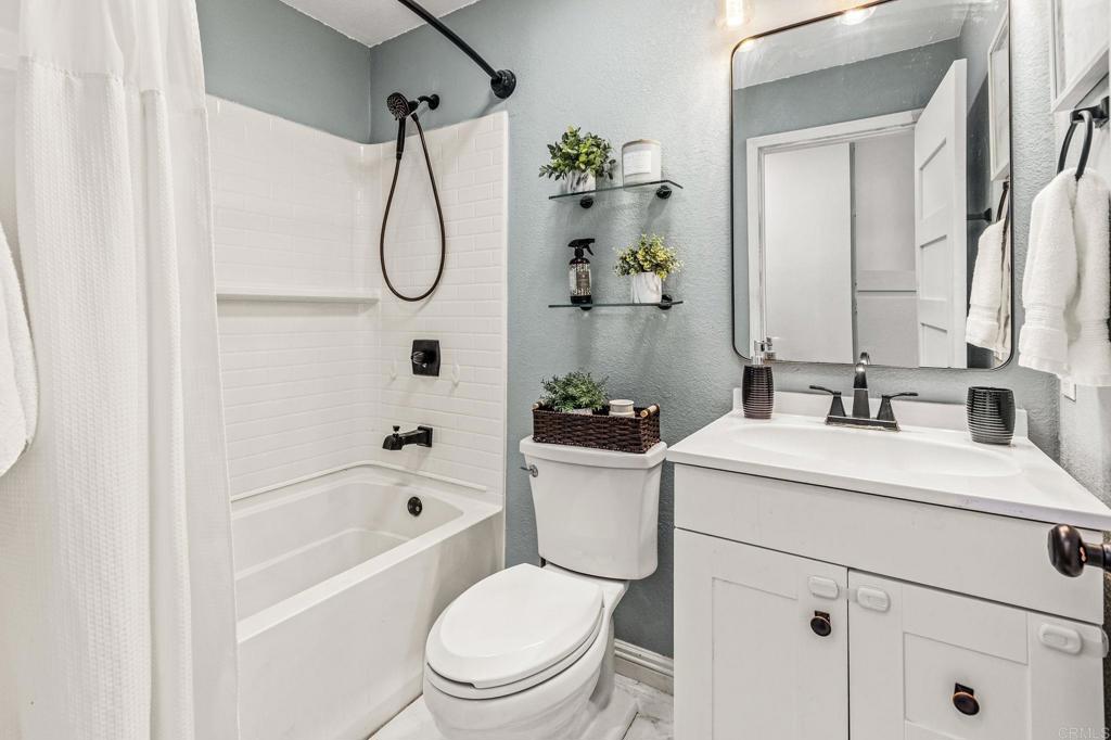 166 Lakeview Avenue Spring Valley, CA 91977 - Photo 13 of 28