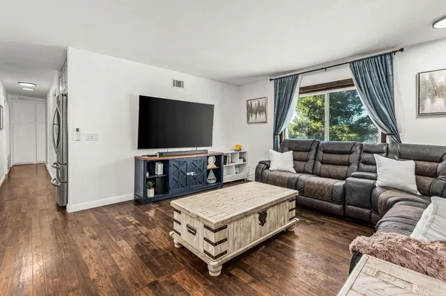 $800,000 | 166 Lakeview Avenue, Spring Valley, CA 91977