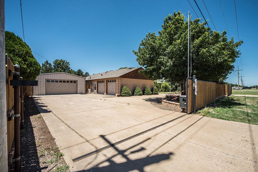 2930 Bushland Road Amarillo, TX 79119 - Photo 2 of 50 B86A39BA-B6B4-43C1-B1DA-151E738F7BB5