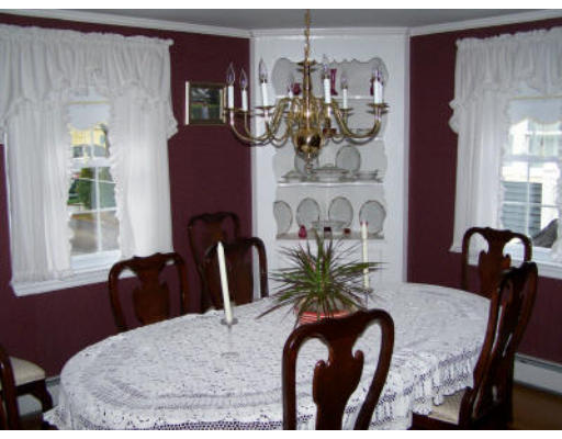 16 Greystone Road Saugus, MA 01906 - Photo 9 of 24 Gallery Image 9