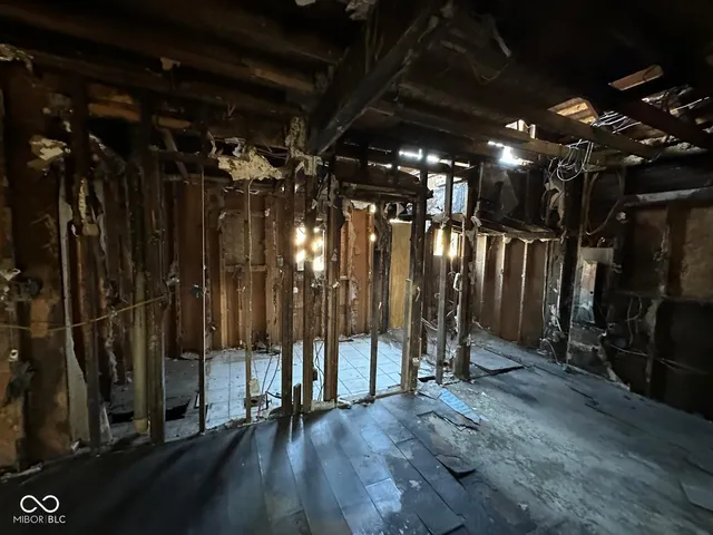 $15,000 | 3235 North 21st Street, Terre Haute, IN 47804