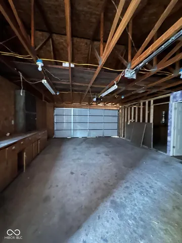 $15,000 | 3235 North 21st Street, Terre Haute, IN 47804