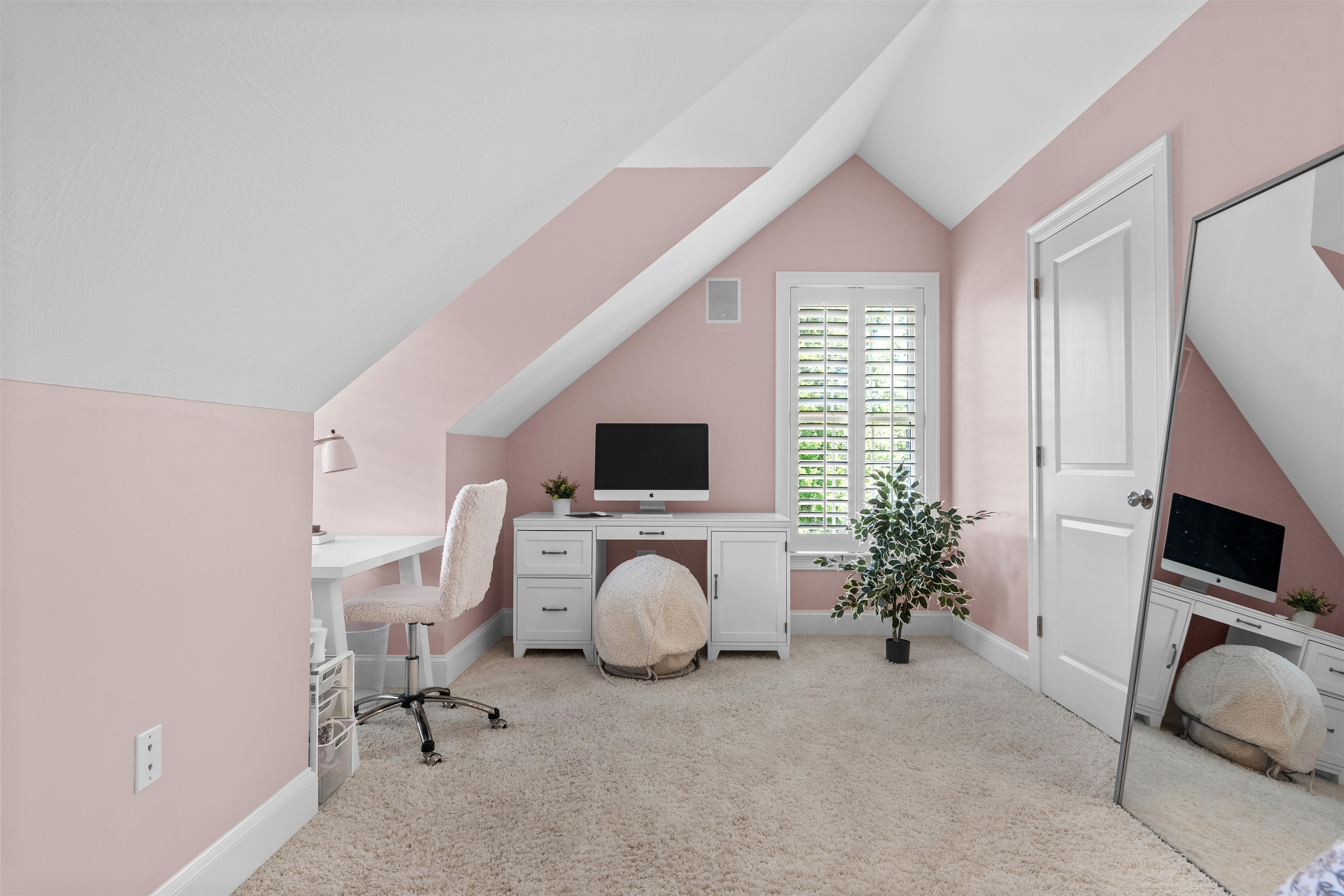 39 Overton Road Windham, NH 03087 - Photo 36 of 58 Gallery Image 36