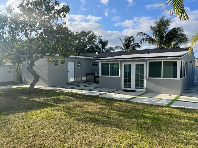 $4,950 | 355 Maddock Street, West Palm Beach, FL 33405