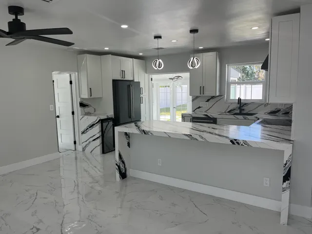 $4,950 | 355 Maddock Street, West Palm Beach, FL 33405