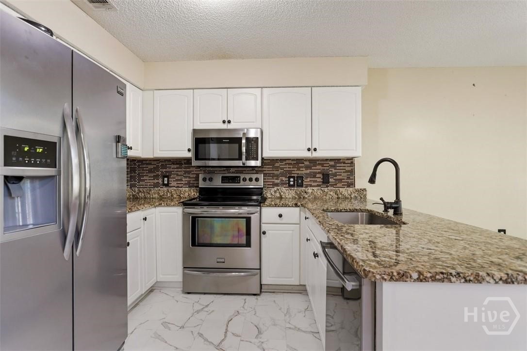 14 Sandy Pond Court Savannah, GA 31419 - Photo 11 of 39 Gallery Image 11