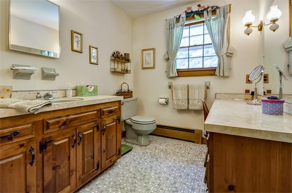 4 Betty Road Walpole, MA 02081 - Photo 16 of 27 Gallery Image 16