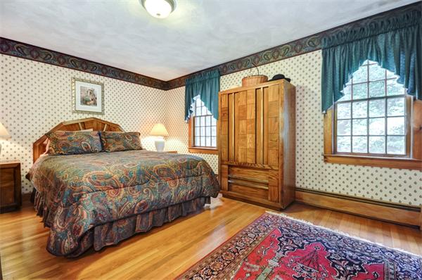4 Betty Road Walpole, MA 02081 - Photo 18 of 27 Gallery Image 18