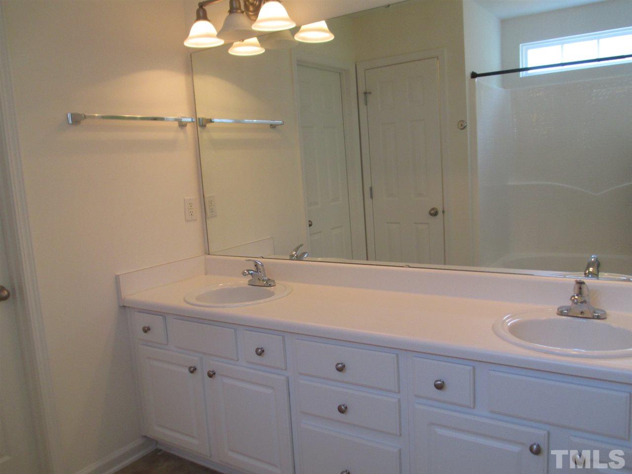 2007 Groundwater Place Raleigh, NC 27610 - Photo 19 of 25 Gallery Image 19