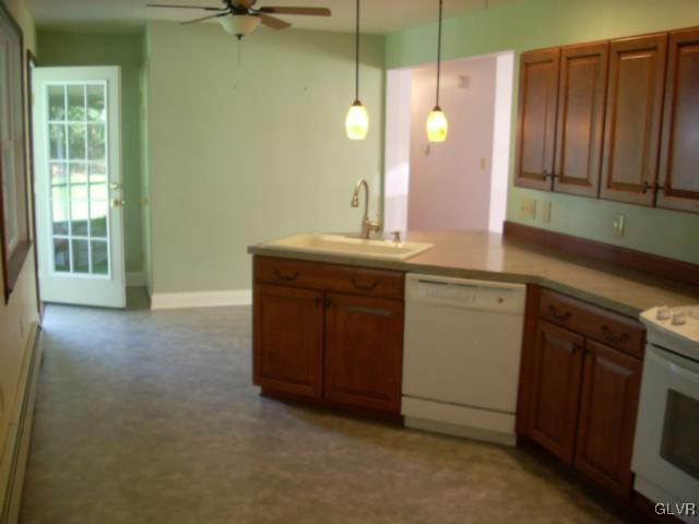 1431 Stones Crossing Road Easton, PA 18045 - Photo 5 of 20 Gallery Image 5