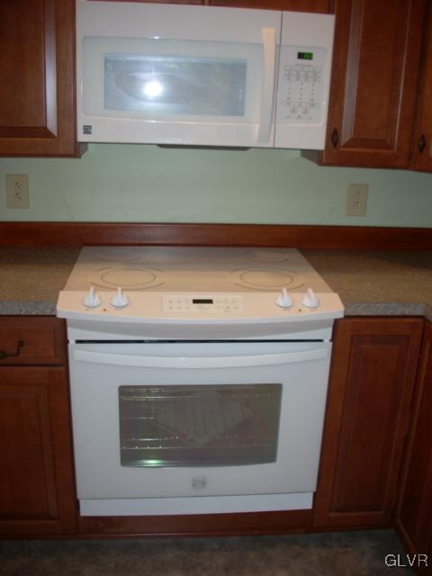 1431 Stones Crossing Road Easton, PA 18045 - Photo 8 of 20 Gallery Image 8
