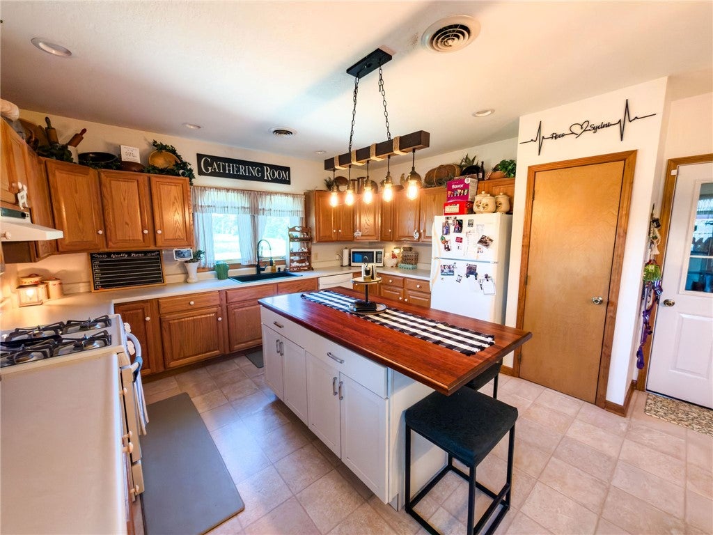 8299 Christy Road Sumner, IL 62466 - Photo 13 of 47 Gallery Image 13