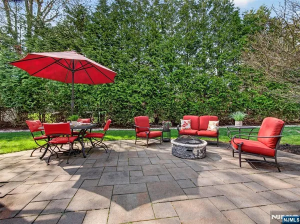 $929,900 | 232 Momar Drive, Ramsey, NJ 07446