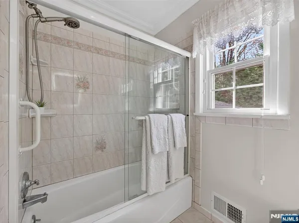 $929,900 | 232 Momar Drive, Ramsey, NJ 07446