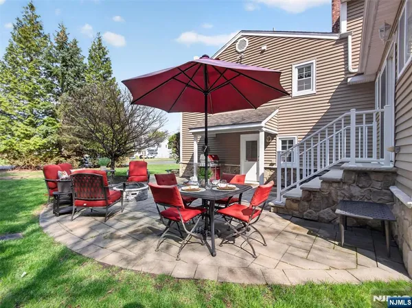 $929,900 | 232 Momar Drive, Ramsey, NJ 07446