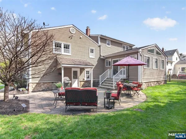 $929,900 | 232 Momar Drive, Ramsey, NJ 07446