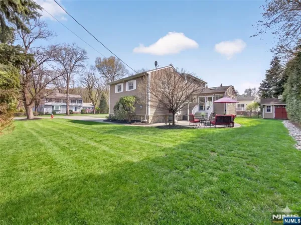 $929,900 | 232 Momar Drive, Ramsey, NJ 07446