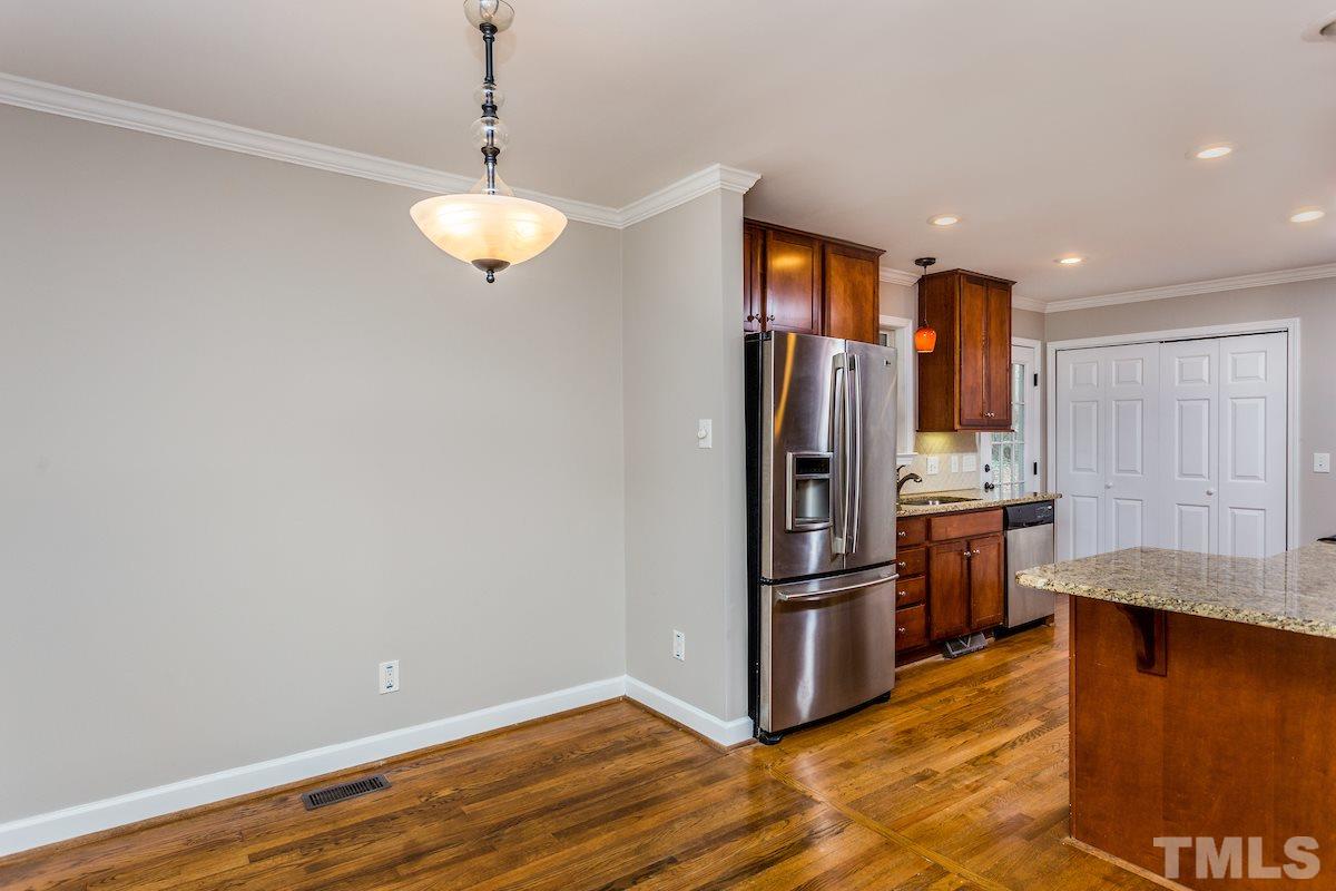 310 Acorn Street Raleigh, NC 27604 - Photo 8 of 20