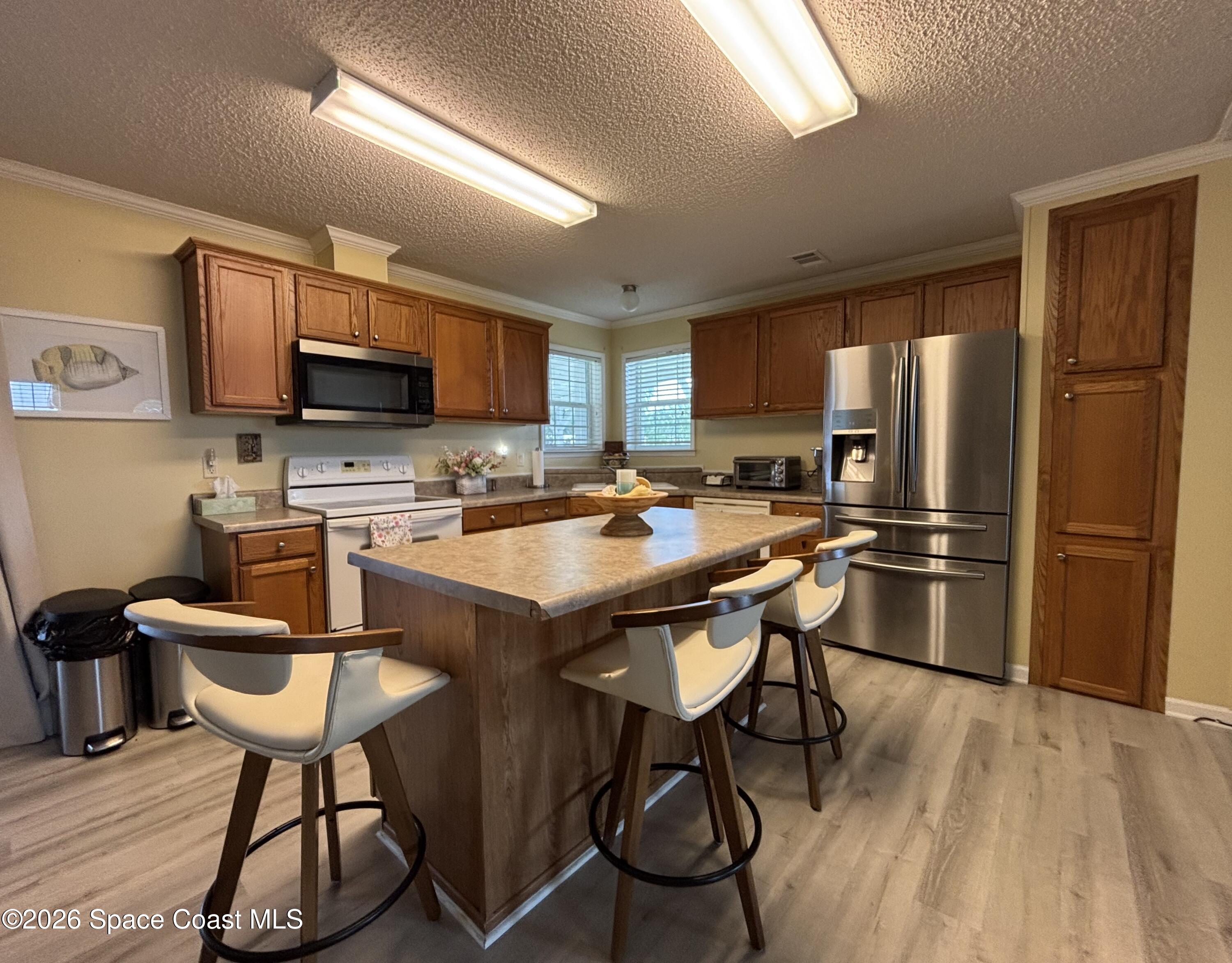 6165 98th Road Sebastian, FL 32958 - Photo 20 of 23 Kitchen Full View