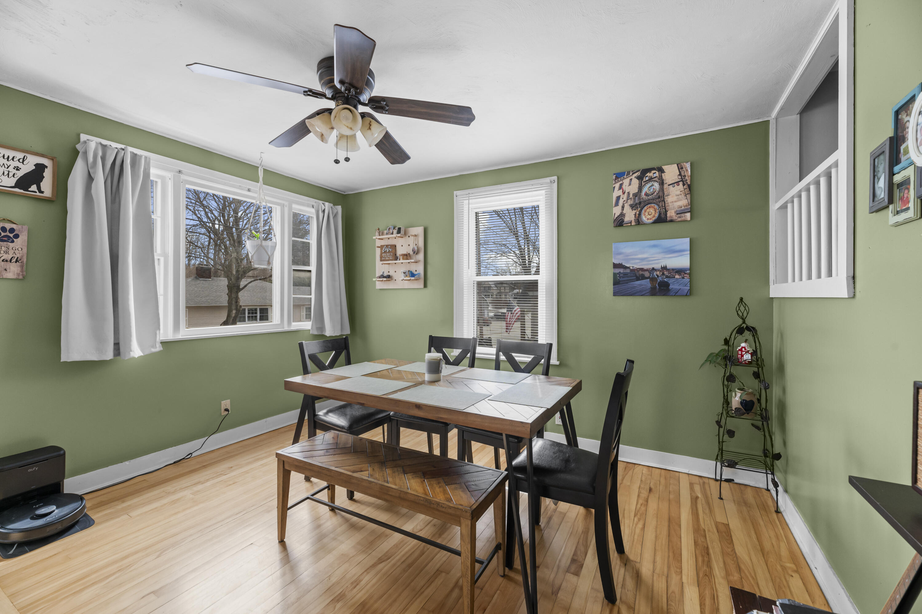 28 Hallowell Street Winslow, ME 04901 - Photo 4 of 31 4