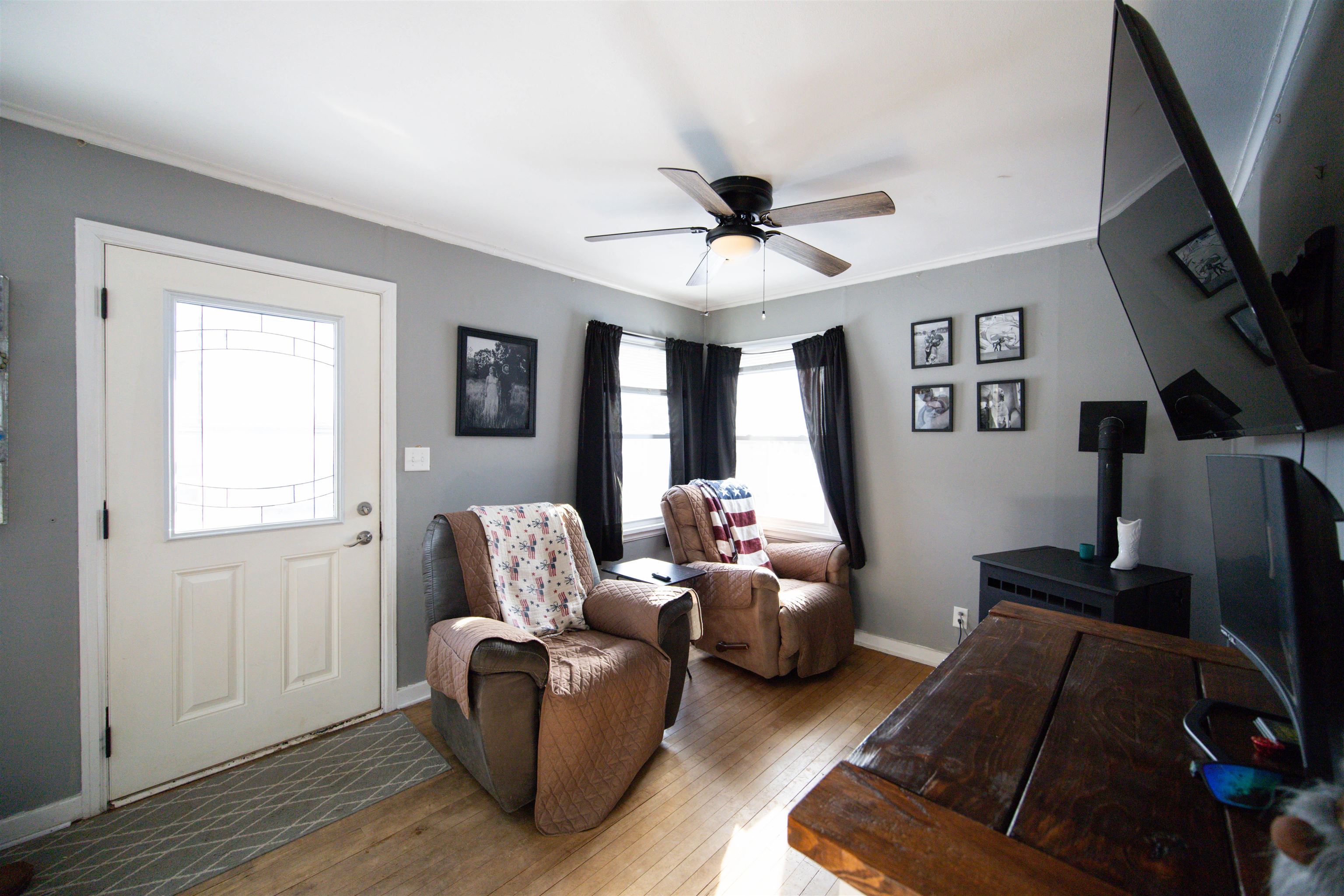 713 Oak Street Fort Atkinson, WI 53538 - Photo 4 of 19