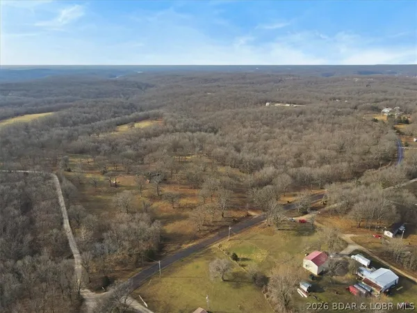 $508,800 | 23749 Golden Beach Road, Barnett, MO 65011