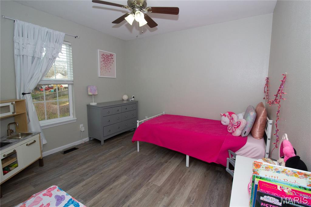 22935 Revelation Road Waynesville, MO 65583 - Photo 13 of 36