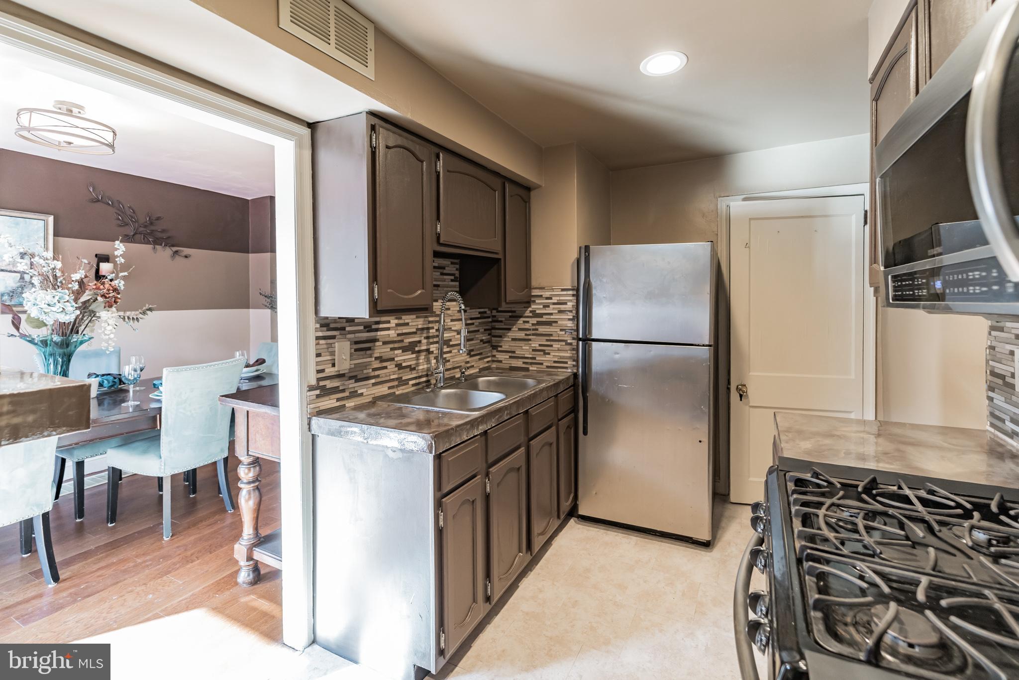 8414 Temple Road Philadelphia, PA 19150 - Photo 12 of 31 Gallery Image 12