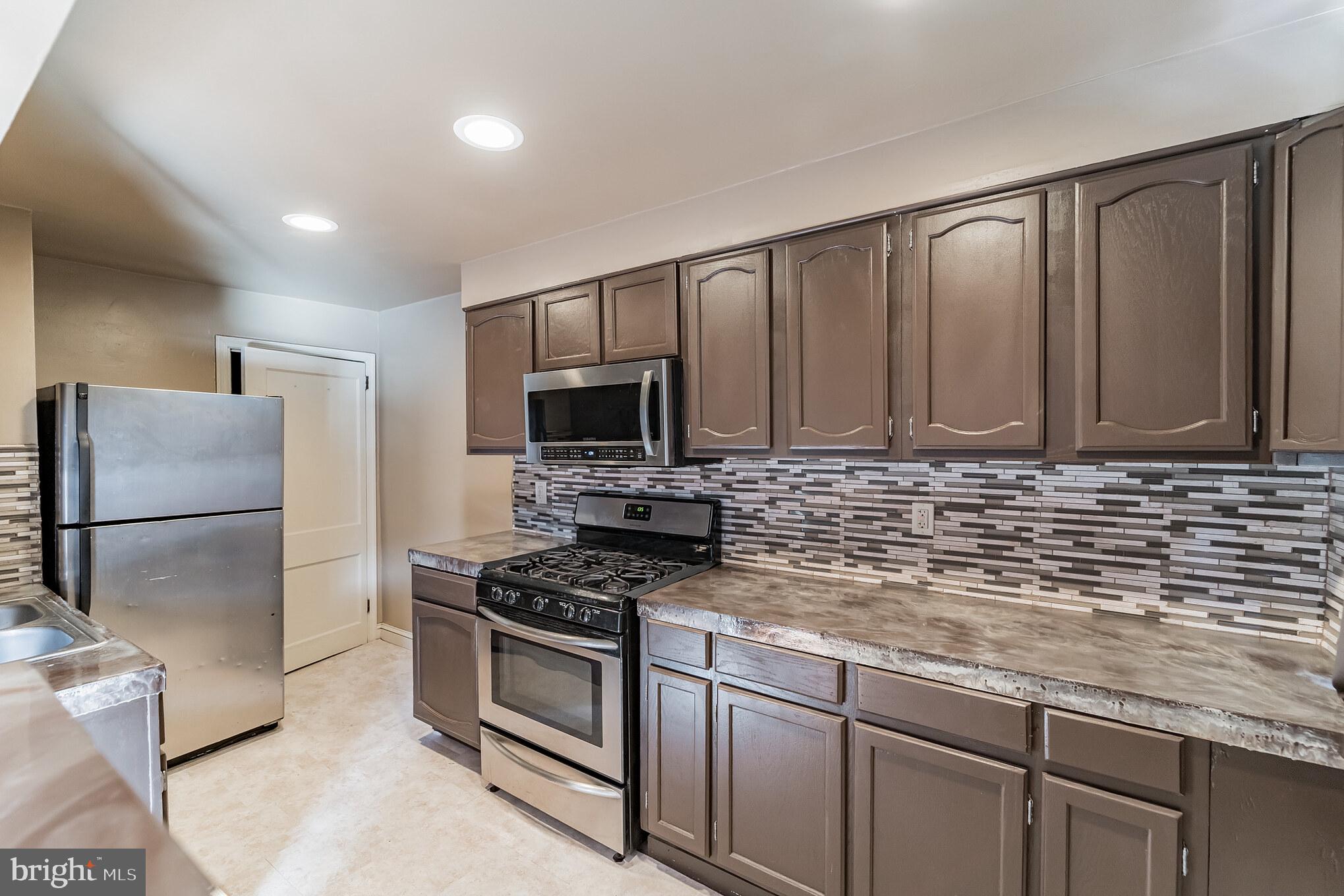 8414 Temple Road Philadelphia, PA 19150 - Photo 13 of 31 Gallery Image 13