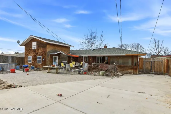 $395,000 | 609 North 38th Street, Yakima, WA 98901