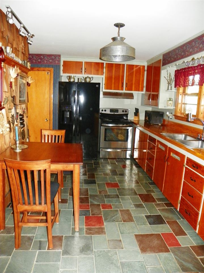 54 Garvins Falls Road Concord, NH 03301 - Photo 25 of 33 Gallery Image 25