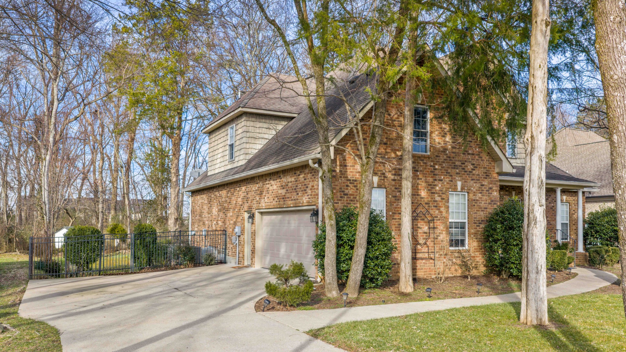 3424 Deerview Drive Murfreesboro, TN 37128 - Photo 2 of 59