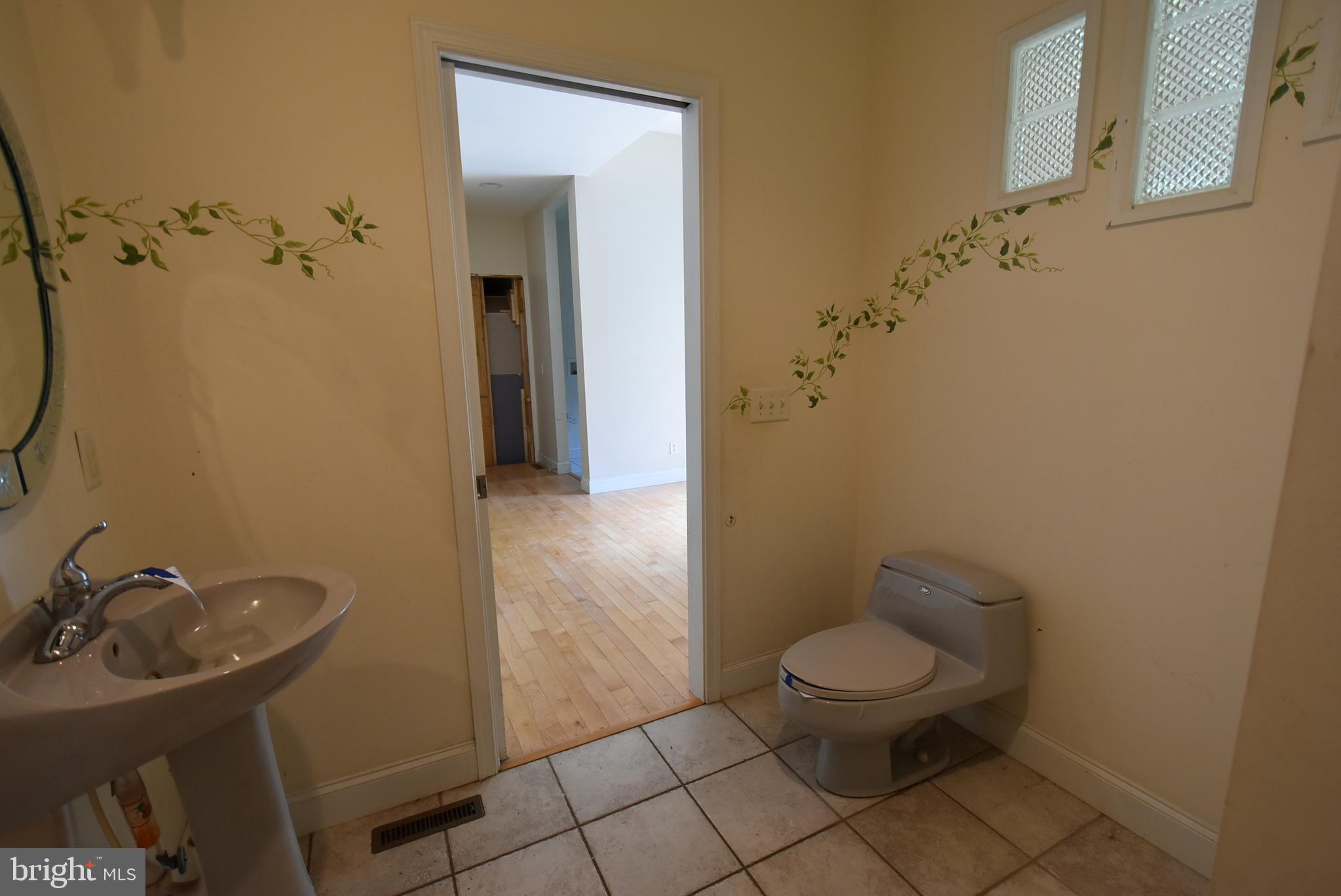 40 Nut Grove Road Pine Grove, PA 17963 - Photo 11 of 37 Main Bath