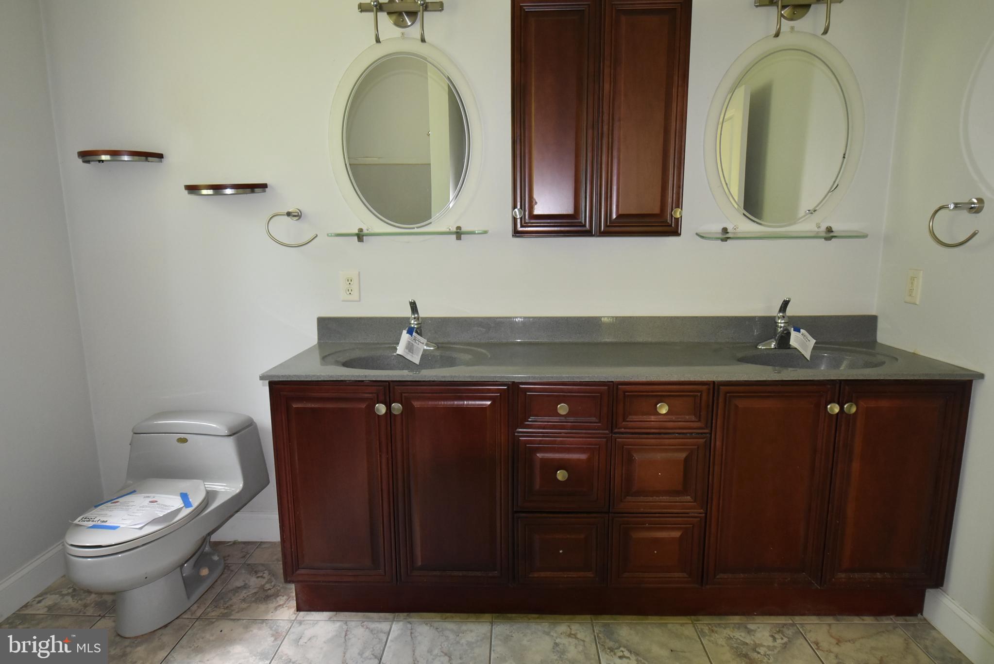 40 Nut Grove Road Pine Grove, PA 17963 - Photo 19 of 37 Master Bath