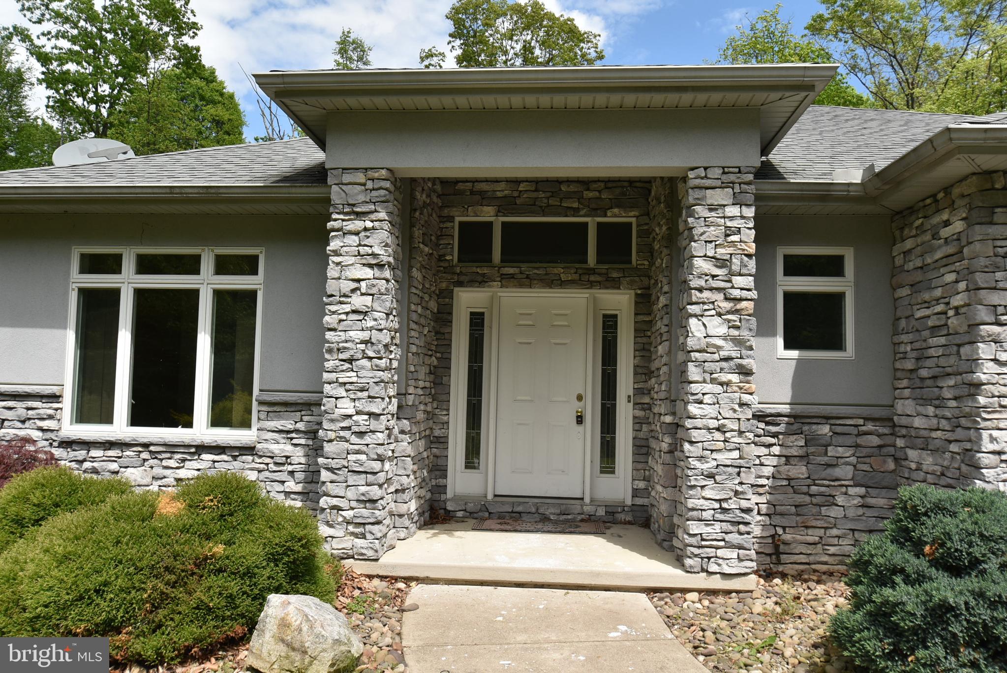 40 Nut Grove Road Pine Grove, PA 17963 - Photo 3 of 37 Front