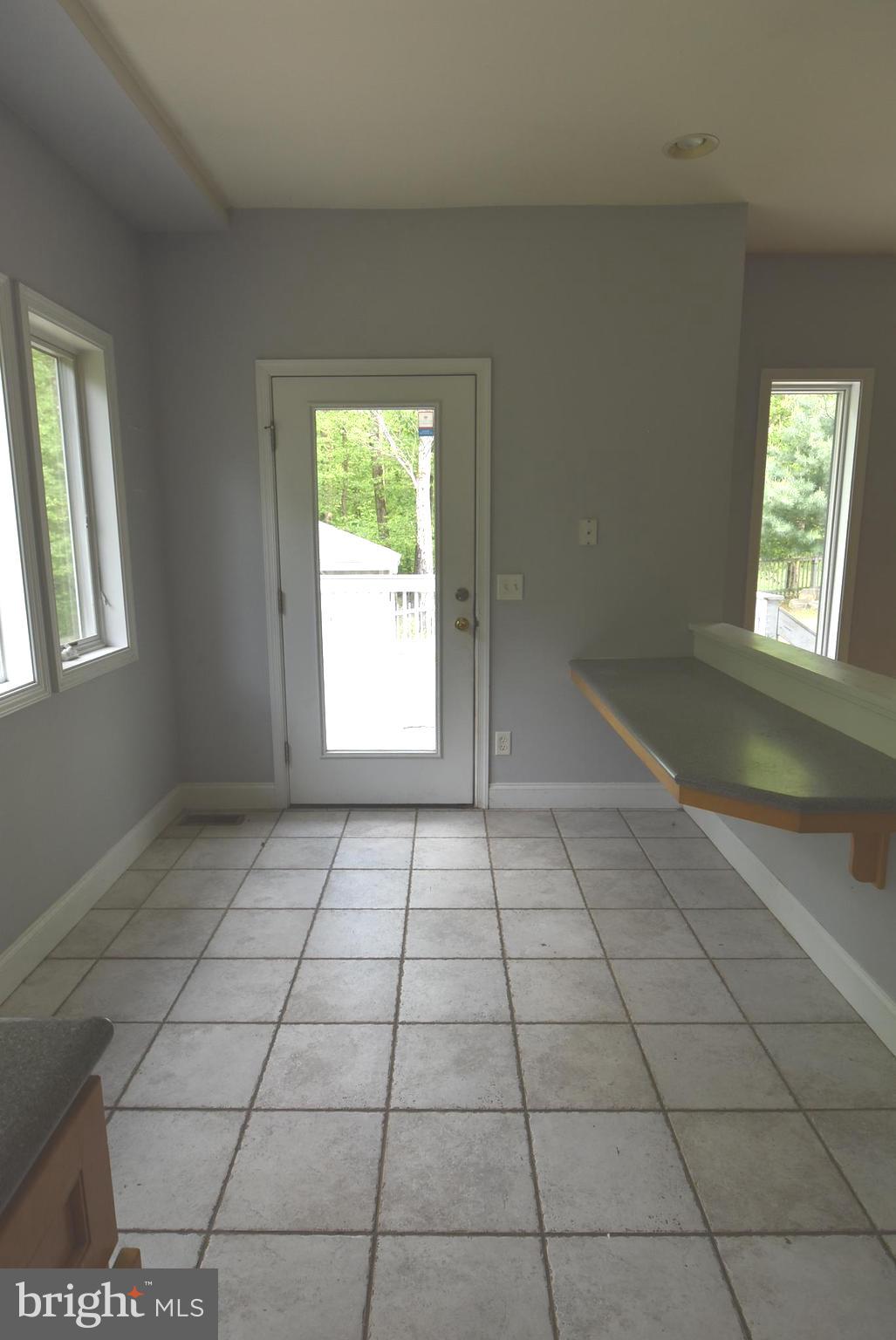 40 Nut Grove Road Pine Grove, PA 17963 - Photo 25 of 37 Breakfast area