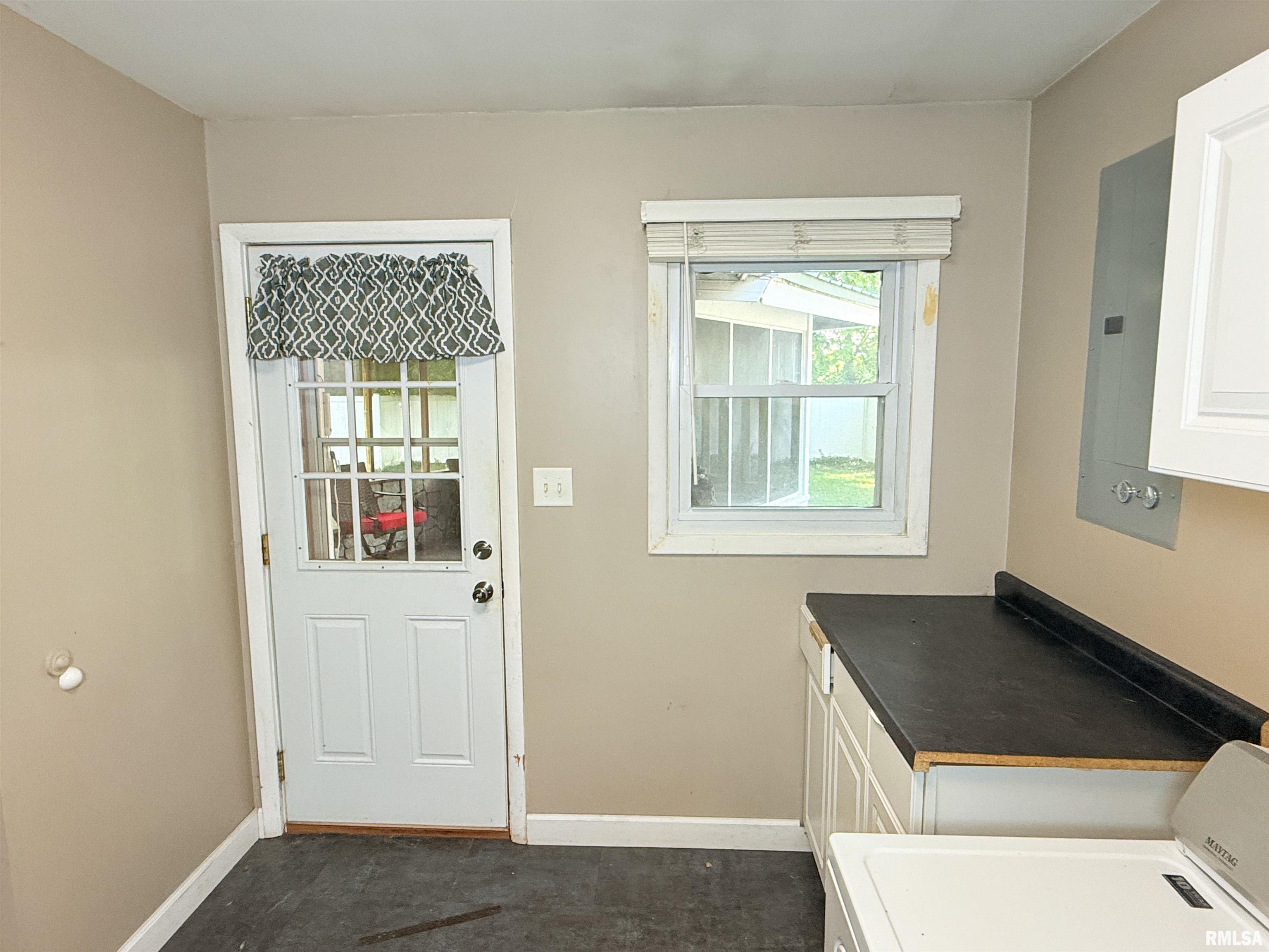 833 West 4th Street Flora, IL 62839 - Photo 17 of 49 Gallery Image 17