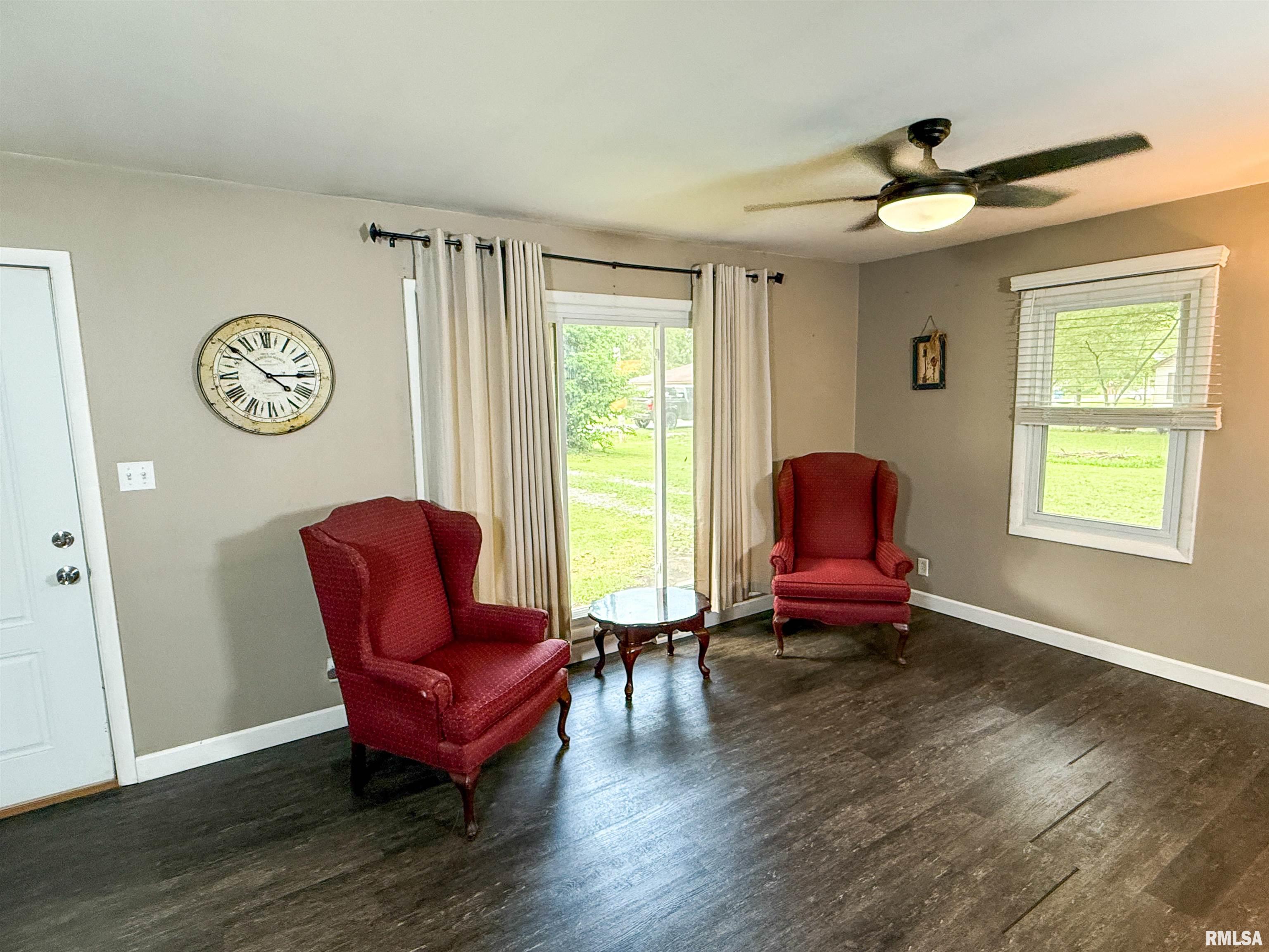 833 West 4th Street Flora, IL 62839 - Photo 10 of 49 Gallery Image 10