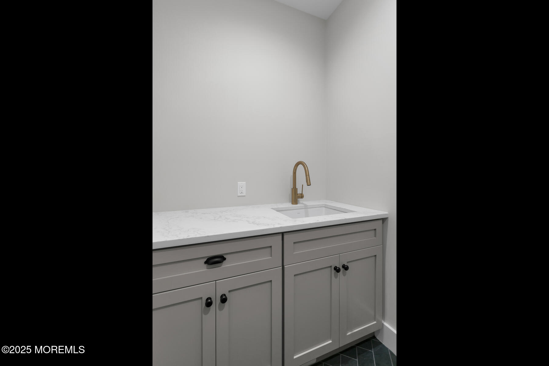 121 Black Point Road Rumson, NJ 07760 - Photo 17 of 41 121BP