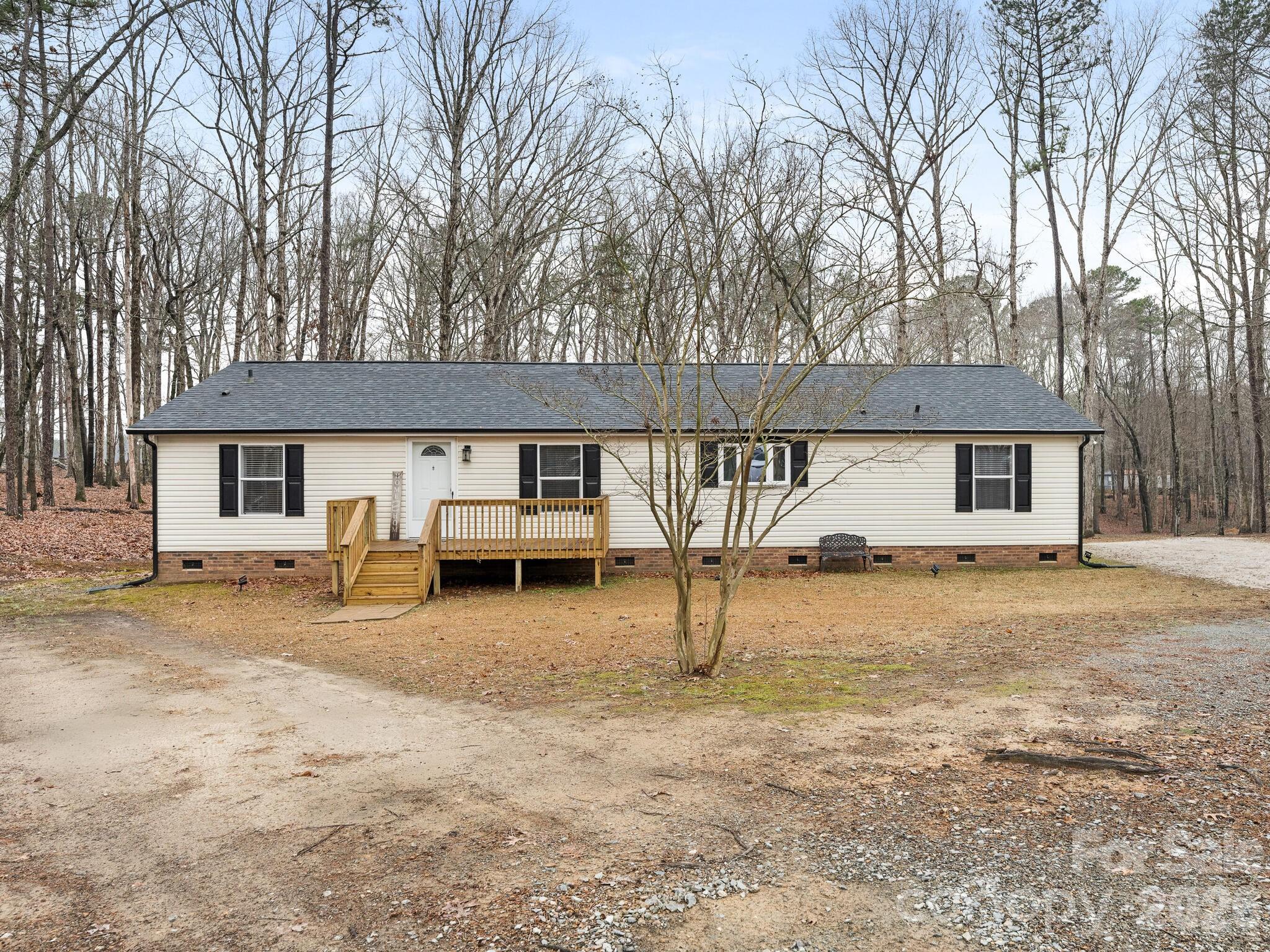 2219 State Rd S-13-106 Pageland, SC 29728 - Photo 2 of 24