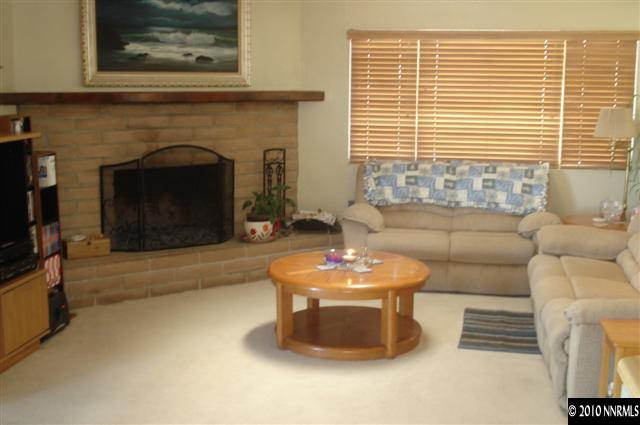 10505 Deodar Way Reno, NV 89506 - Photo 3 of 9 Photo 3
