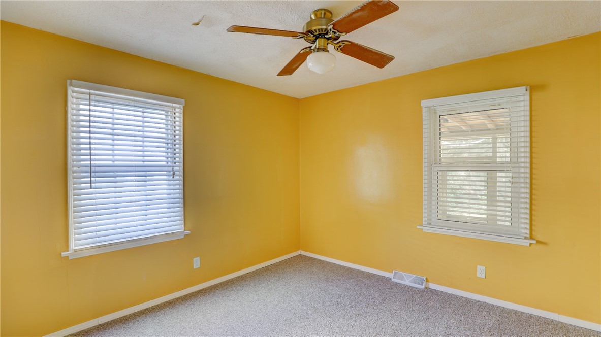 1929 East Johns Avenue Decatur, IL 62521 - Photo 14 of 23