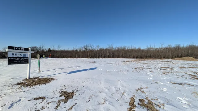 $214,900 | N51W18970 Quietwood Drive, Unit LT3, Menomonee Falls, WI 53051